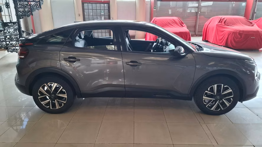 CITROËN C4 SHINE 1.5 BLUE HDI AUT 2023 - Imagen 8