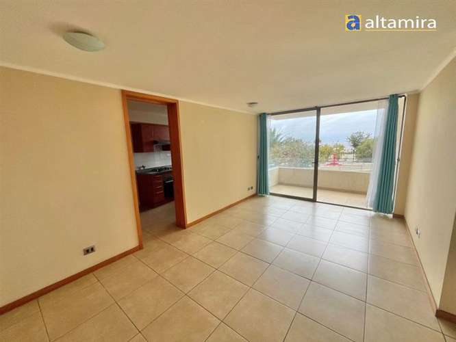 Departamento en venta de 2 dorm. en Iquique - Imagen 2