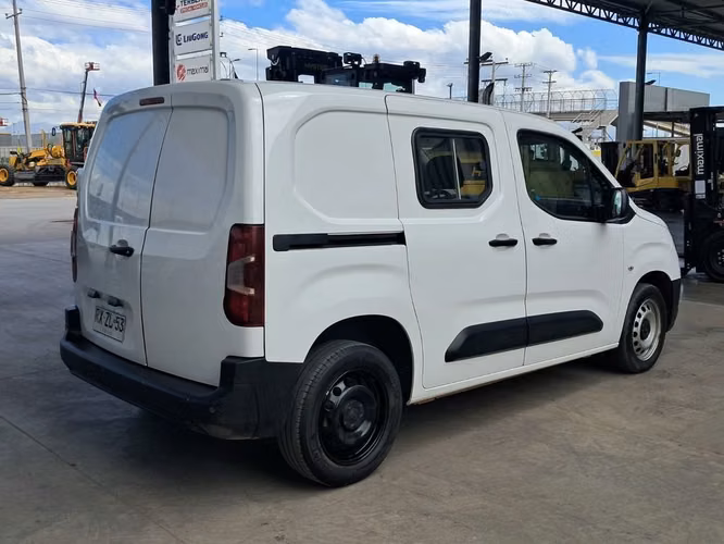 OPEL COMBO 2022 - Imagen 6