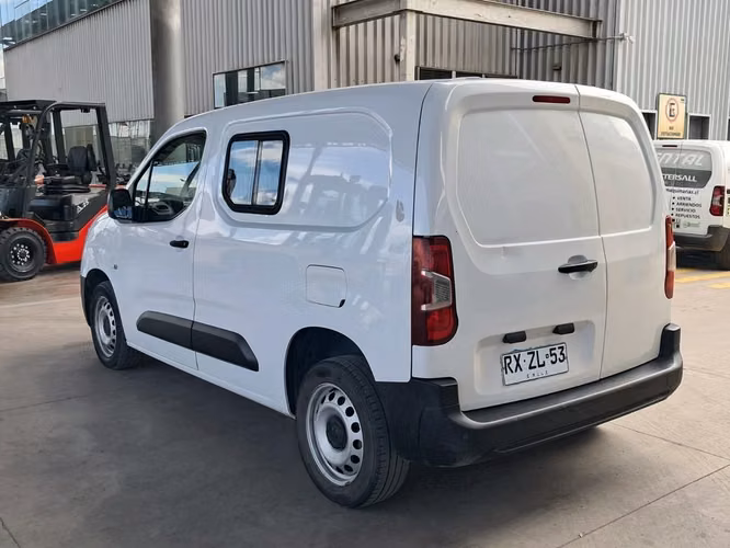 OPEL COMBO 2022 - Imagen 8