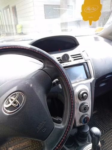 Toyota yaris sport - Imagen 3