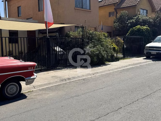 Acogedora Casa en Altos de la Arboleda / Peñalolén - Imagen 15