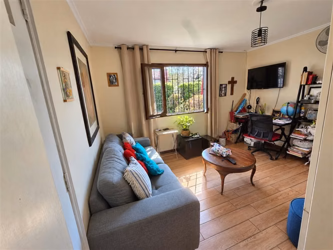 Casa en venta de 5 dorm. en Las Condes GRAN TERRENO - Imagen 10