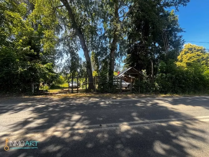 Venta de Parcela, 9000 mts2 con 5 casas, en Padre las Casas