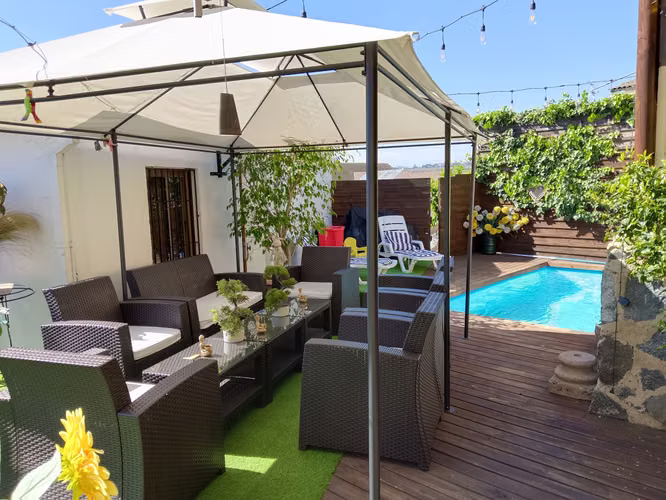 Amplia Casa Viña del Mar Alto; 5D/4B/E/Bd; Piscina; Quincho; Vista panoramica