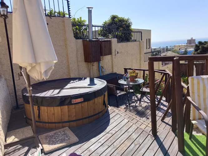 Amplia Casa Viña del Mar Alto; 5D/4B/E/Bd; Piscina; Quincho; Vista panoramica