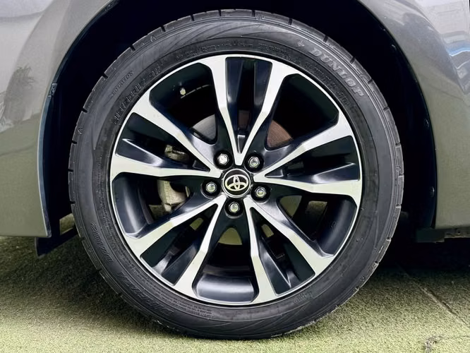 TOYOTA COROLLA SE-G CVT 172T1S0 - 2018 | 4772 - Imagen 9