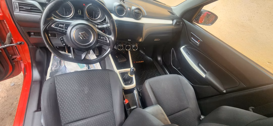 SUZUKI SWIFT 2017 1.0 DT BOOSTERJET - Imagen 6