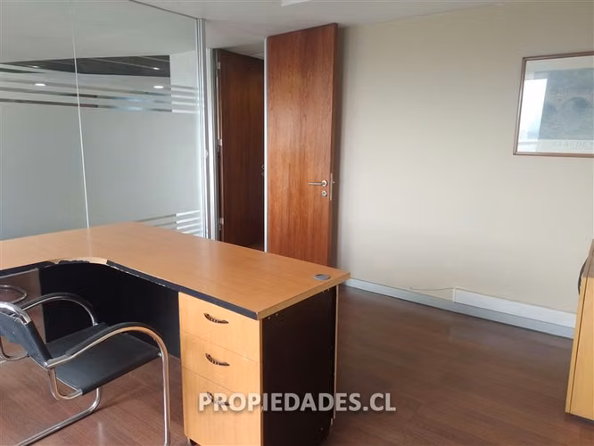 Oficina en arriendo en Santiago/ AMOBLADA - Imagen 3