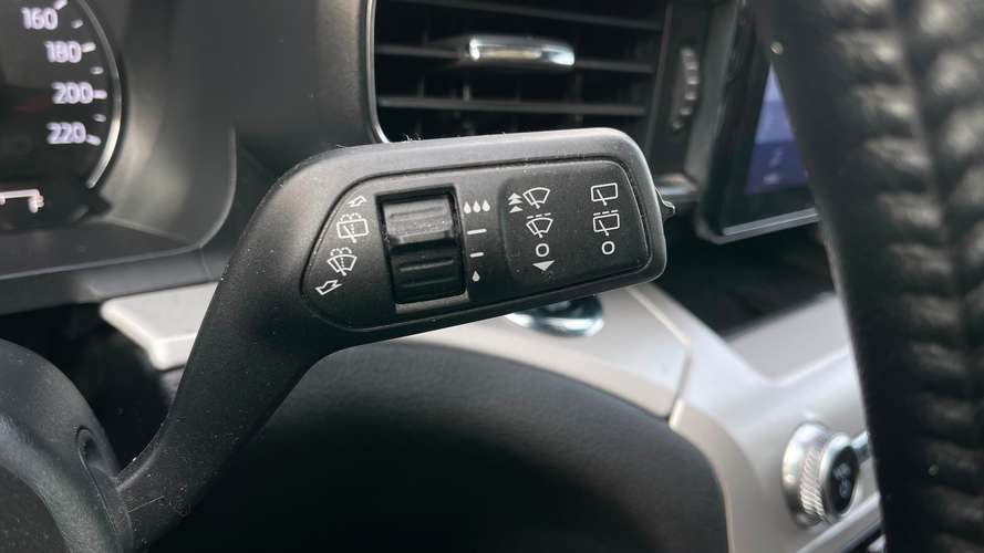 FORD EXPLORER XLT 2.3 (2024) - Imagen 18