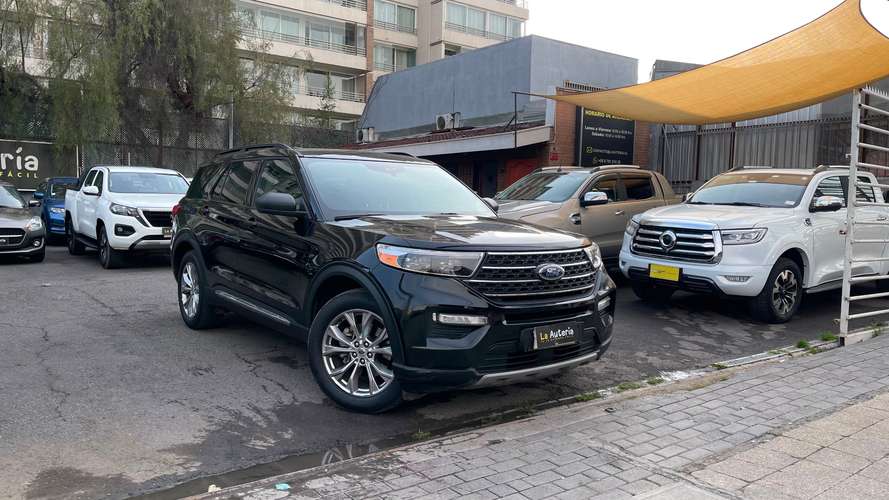 FORD EXPLORER XLT 2.3 (2024) - Imagen 2