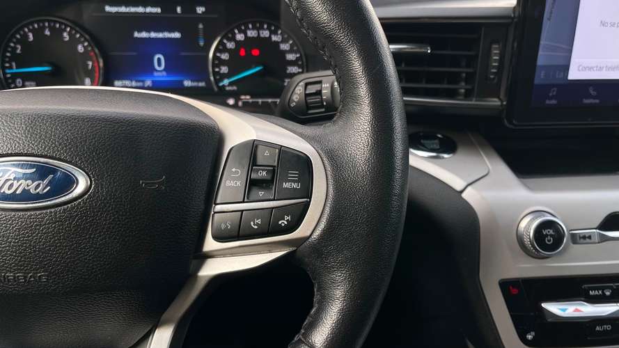 FORD EXPLORER XLT 2.3 (2024) - Imagen 13
