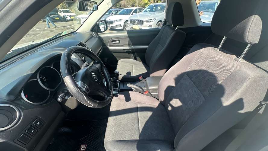 SUZUKI GRAND VITARA GLX 2.4 (2015)
