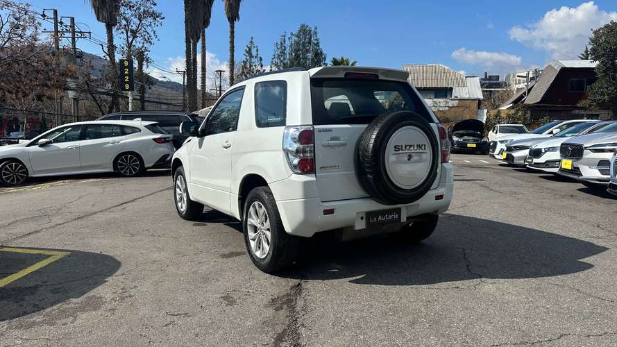 SUZUKI GRAND VITARA GLX 2.4 (2015)