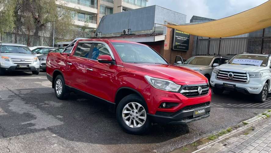 SSANGYONG GRAND MUSSO 2.2  LX TD DIESEL 2WD MT 4P (2021) - Imagen 2