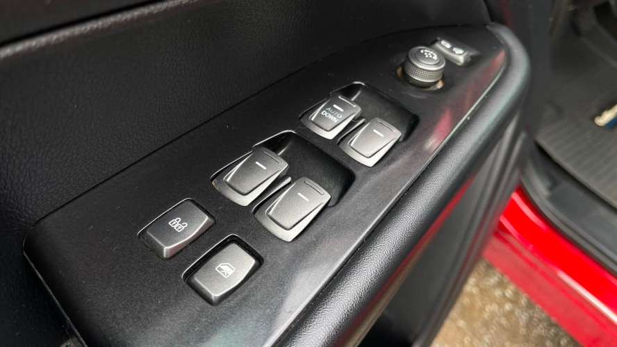 SSANGYONG GRAND MUSSO 2.2  LX TD DIESEL 2WD MT 4P (2021) - Imagen 13