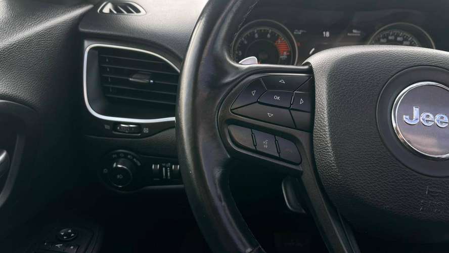 JEEP CHEROKEE 3.2 TRAILHAWK 4X4 AT 5P (2019) - Imagen 12