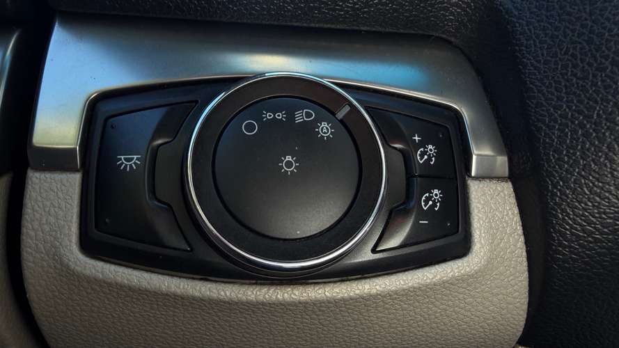 FORD EXPLORER  4X2 2.0 AT (2015) - Imagen 19