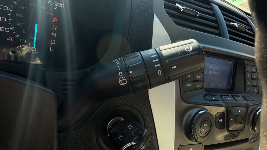 FORD EXPLORER  4X2 2.0 AT (2015) - Imagen 18