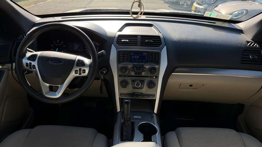 FORD EXPLORER  4X2 2.0 AT (2015) - Imagen 9