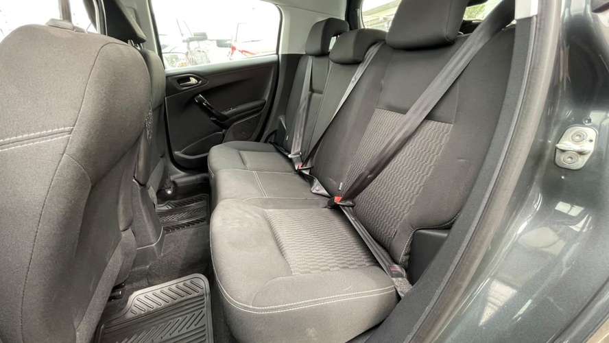 PEUGEOT 208 ACTIVE 1.2 (2016) - Imagen 6