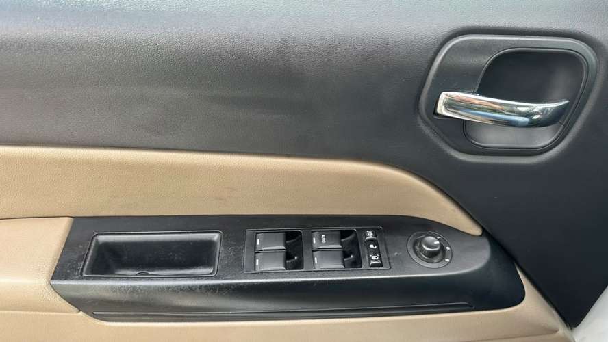JEEP PATRIOT 2.4 AUT (2013)