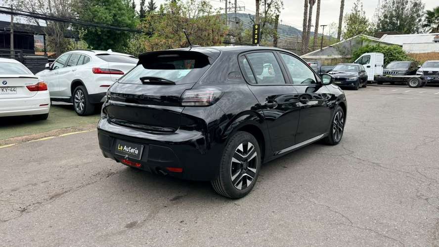 Peugeot 208 1.2 MT (2026) - Imagen 5