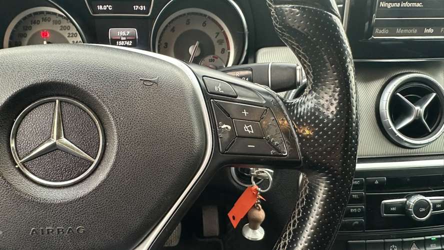 Mercedes Benz CLA200 1.6 AT  (2013) - Imagen 13