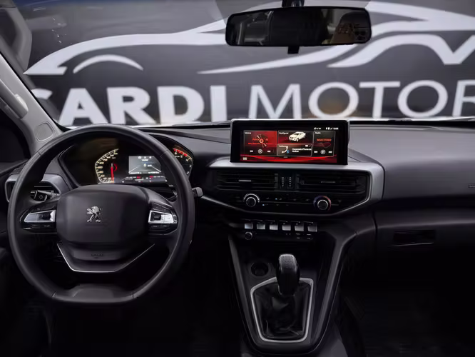 PEUGEOT LANDTREK 1.9 MECÁNICA 2023 - Imagen 14
