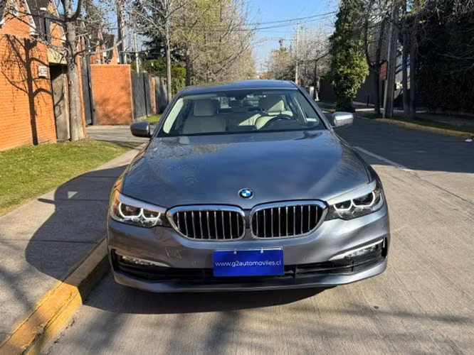 BMW 530 EXECUTIVE - 2018 | 4710 - Imagen 6