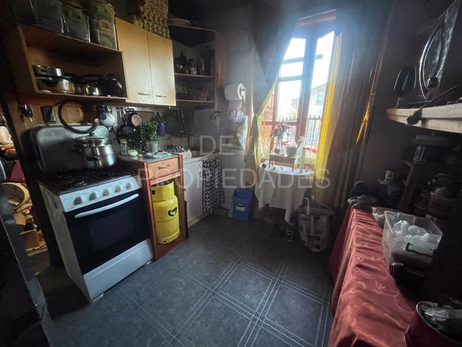 Amplia Casa en Castro, toda regularizada (184225)