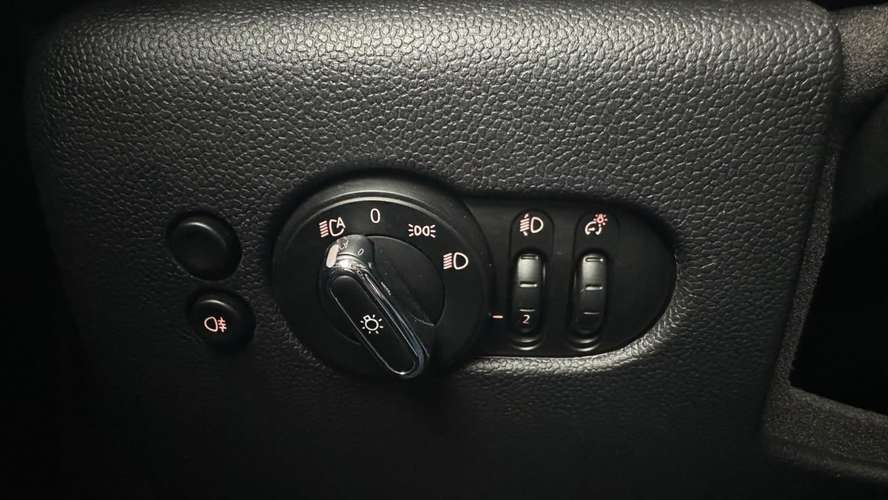 MINI Cooper 1.5 CLASSIC 5 PUERTAS AT (2024) - Imagen 19