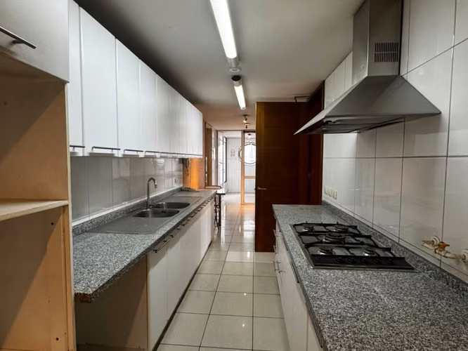 Departamento 4 dormitorios en venta, Presidente Riesco, El Golf, Las Condes - Imagen 9