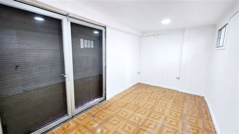 Local Comercial en arriendo Calle Ureta Cox en San Miguel