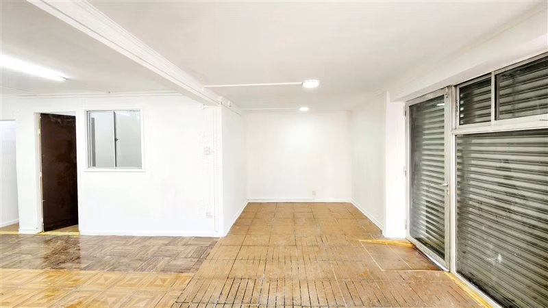 Local Comercial en arriendo Calle Ureta Cox en San Miguel