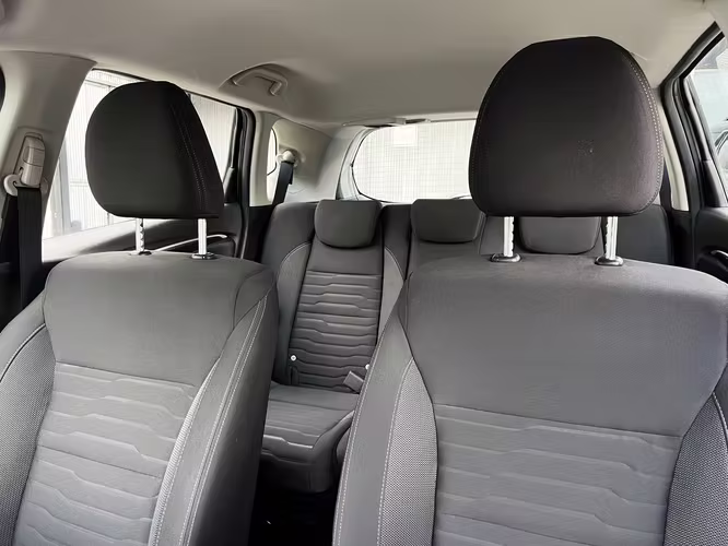HONDA WR-V LX 1.5 AUT SMART 2025 SÓLO 6.000 KM.