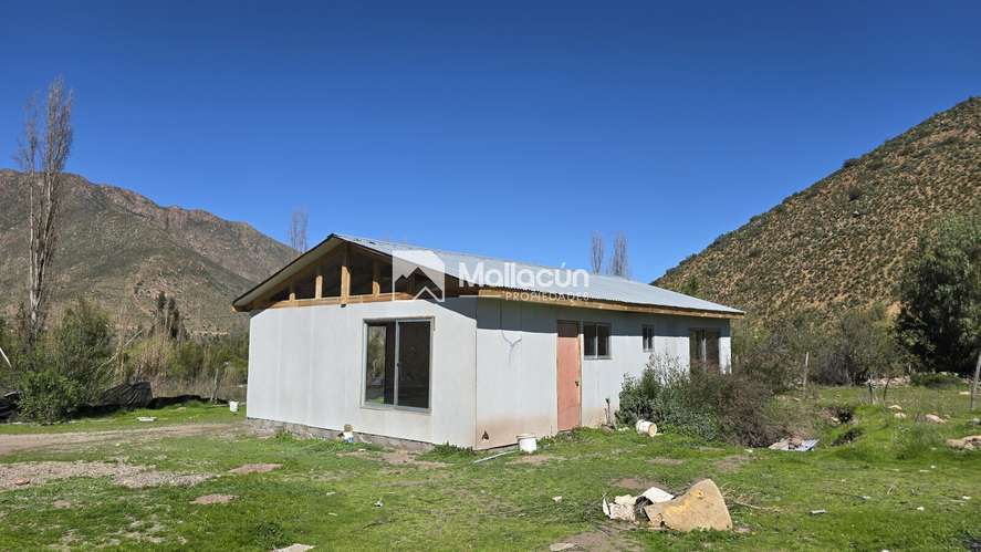 Terreno con casa en VENTA - Manquehua Salamanca