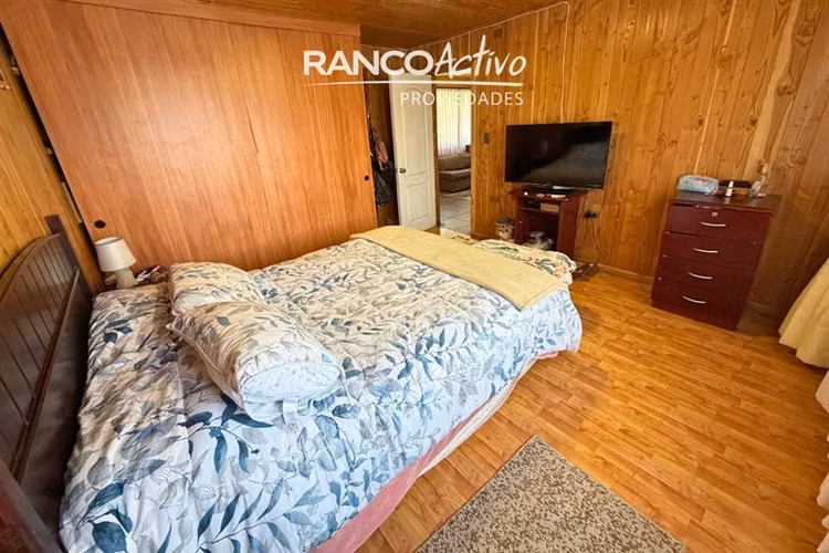 Casa y Parcela En Venta 4 dorm y 3 baños Mariquina, Valdivia
