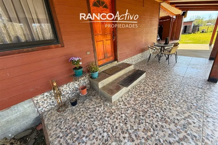 Casa y Parcela En Venta 4 dorm y 3 baños Mariquina, Valdivia