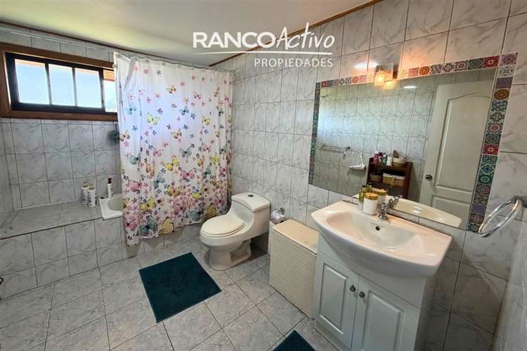 Casa y Parcela En Venta 4 dorm y 3 baños Mariquina, Valdivia