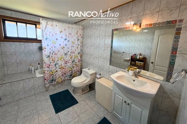 Casa y Parcela En Venta 4 dorm y 3 baños Mariquina, Valdivia