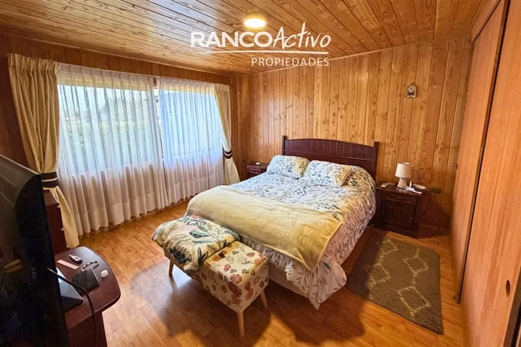 Casa y Parcela En Venta 4 dorm y 3 baños Mariquina, Valdivia