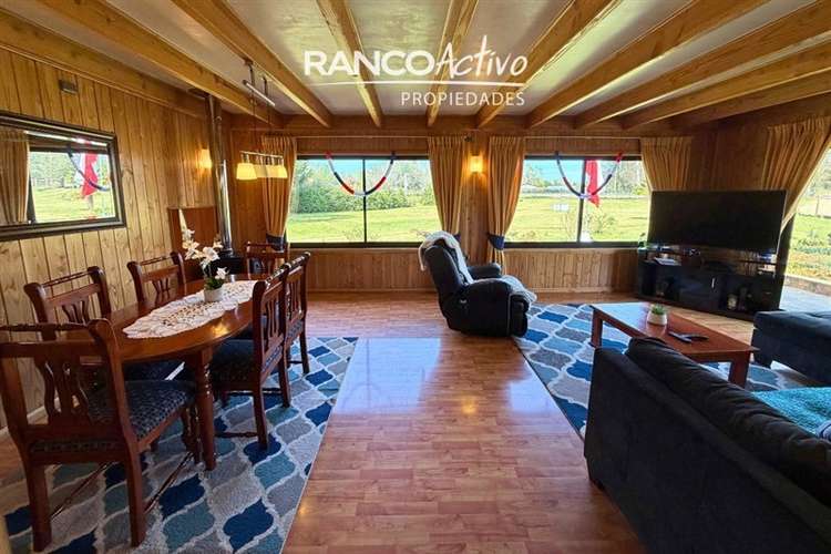 Casa y Parcela En Venta 4 dorm y 3 baños Mariquina, Valdivia