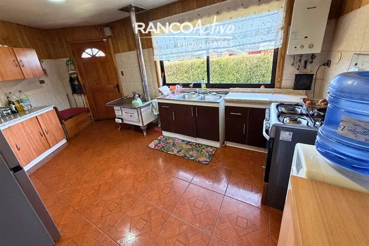 Casa y Parcela En Venta 4 dorm y 3 baños Mariquina, Valdivia