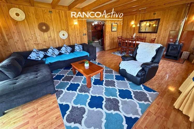 Casa y Parcela En Venta 4 dorm y 3 baños Mariquina, Valdivia