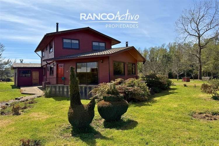 Casa y Parcela En Venta 4 dorm y 3 baños Mariquina, Valdivia