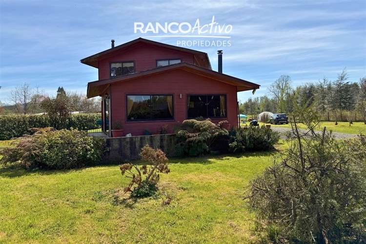Casa y Parcela En Venta 4 dorm y 3 baños Mariquina, Valdivia