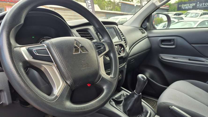 MITSUBISHI L200 KATANA CRT 2.4 4X4 2022 - Imagen 8