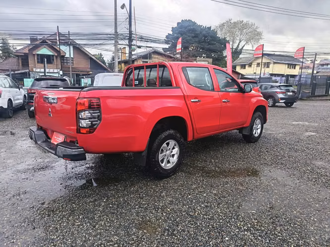 MITSUBISHI L200 KATANA CRT 2.4 4X4 - Imagen 16