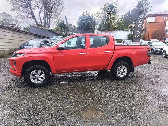 MITSUBISHI L200 KATANA CRT 2.4 4X4 - Imagen 19